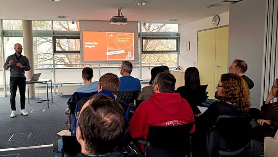 Teilnehmer der CampusLIVE Veranstaltung am SRH Berufsbildungswerk Dresden