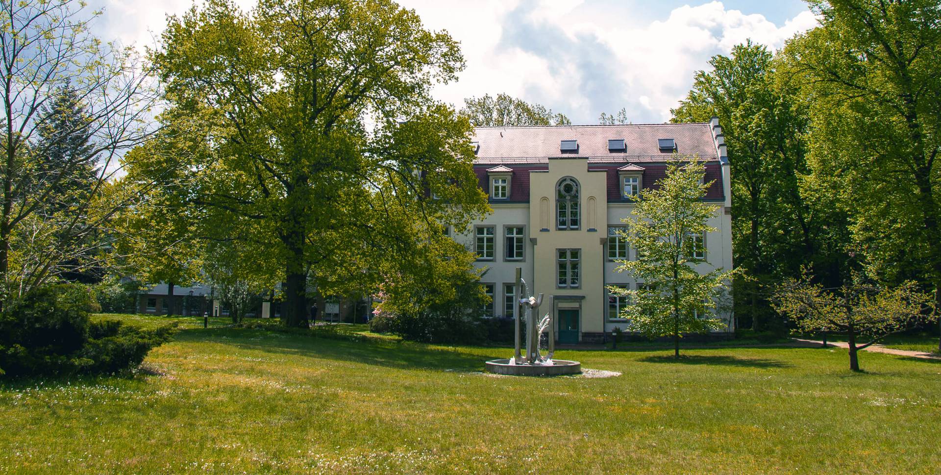 Der grüne Campus des SRH Berufsbildungswerk Dresden